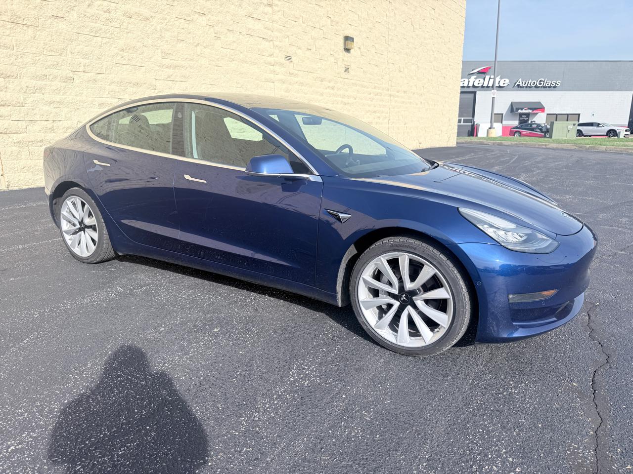 Tesla Model 3 Long Range 2019