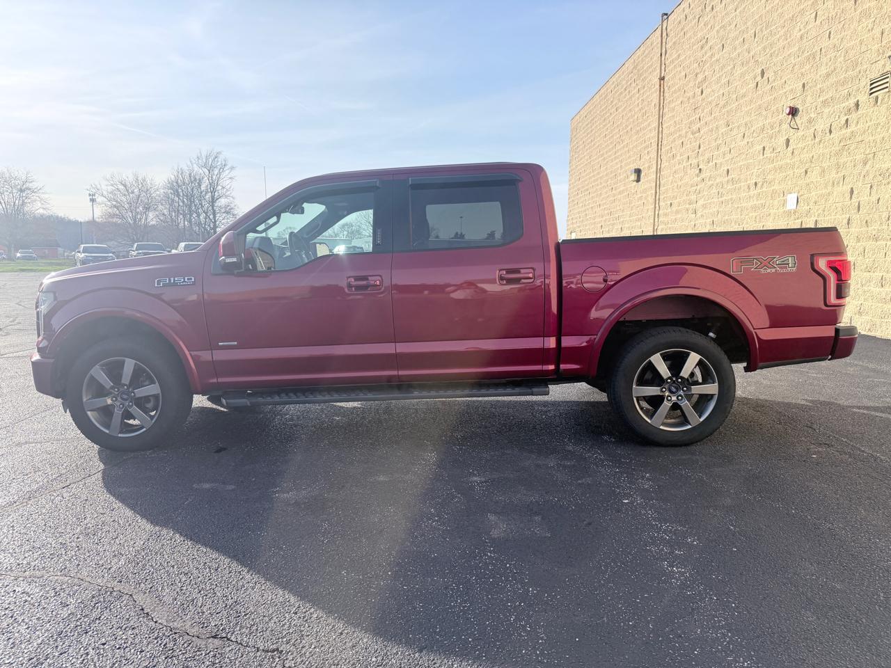 Ford F-150 XL SuperCrew 5.5-ft. Bed 4WD 2015