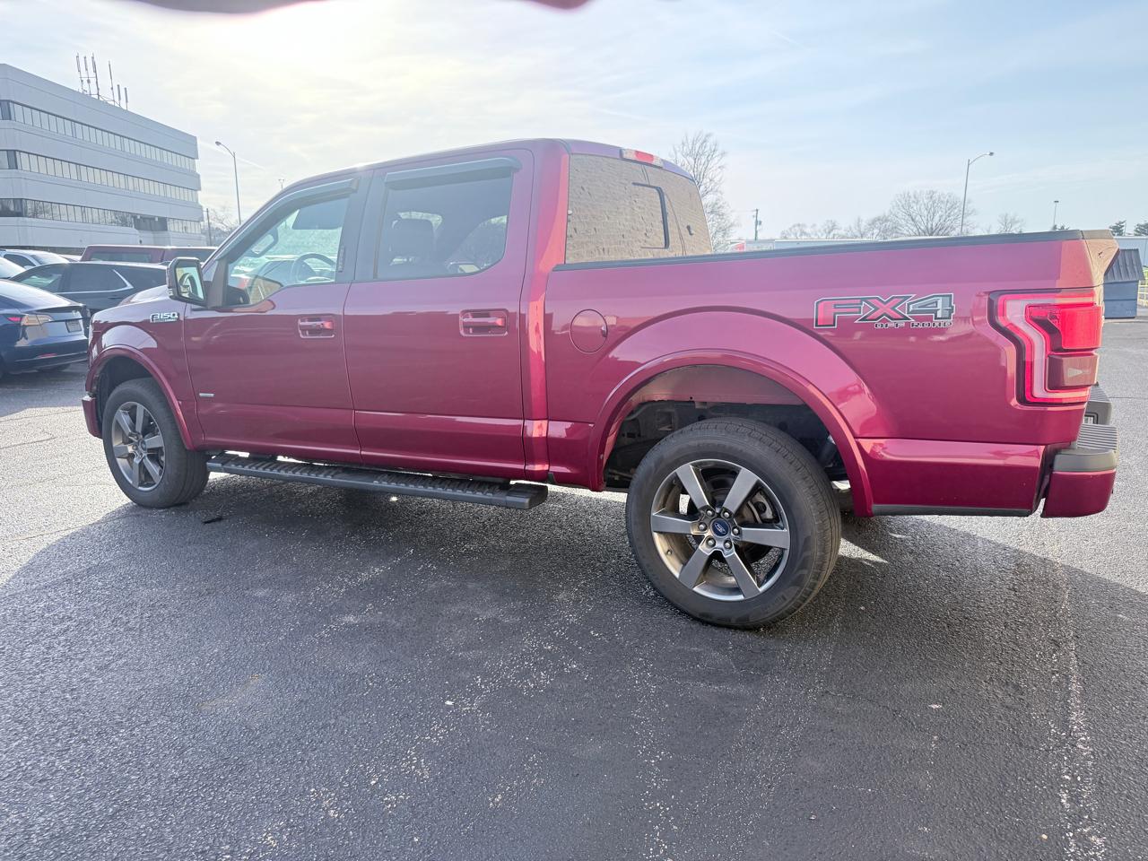 Ford F-150 XL SuperCrew 5.5-ft. Bed 4WD 2015