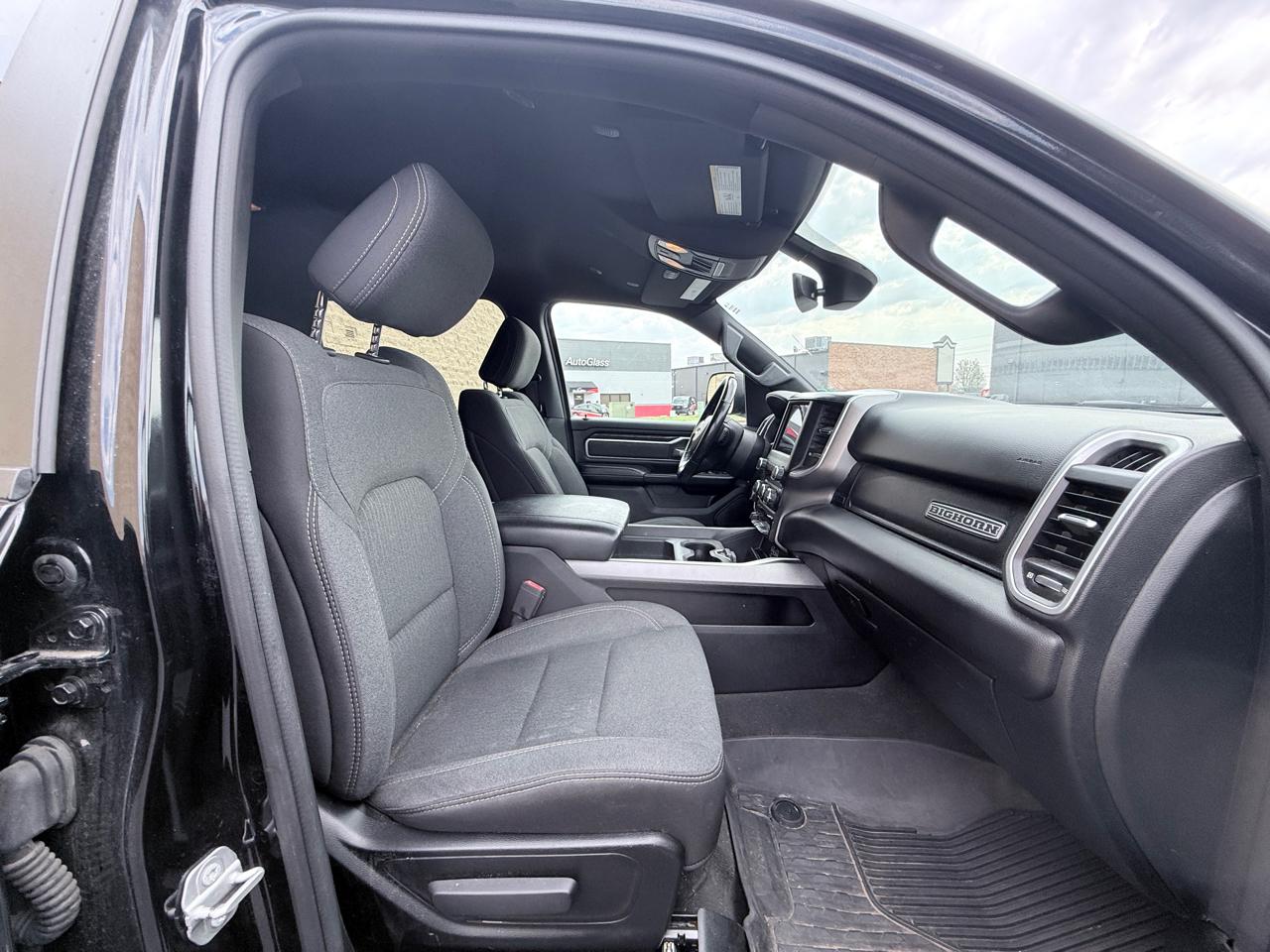 RAM 1500 Big Horn Crew Cab SWB 4WD 2020