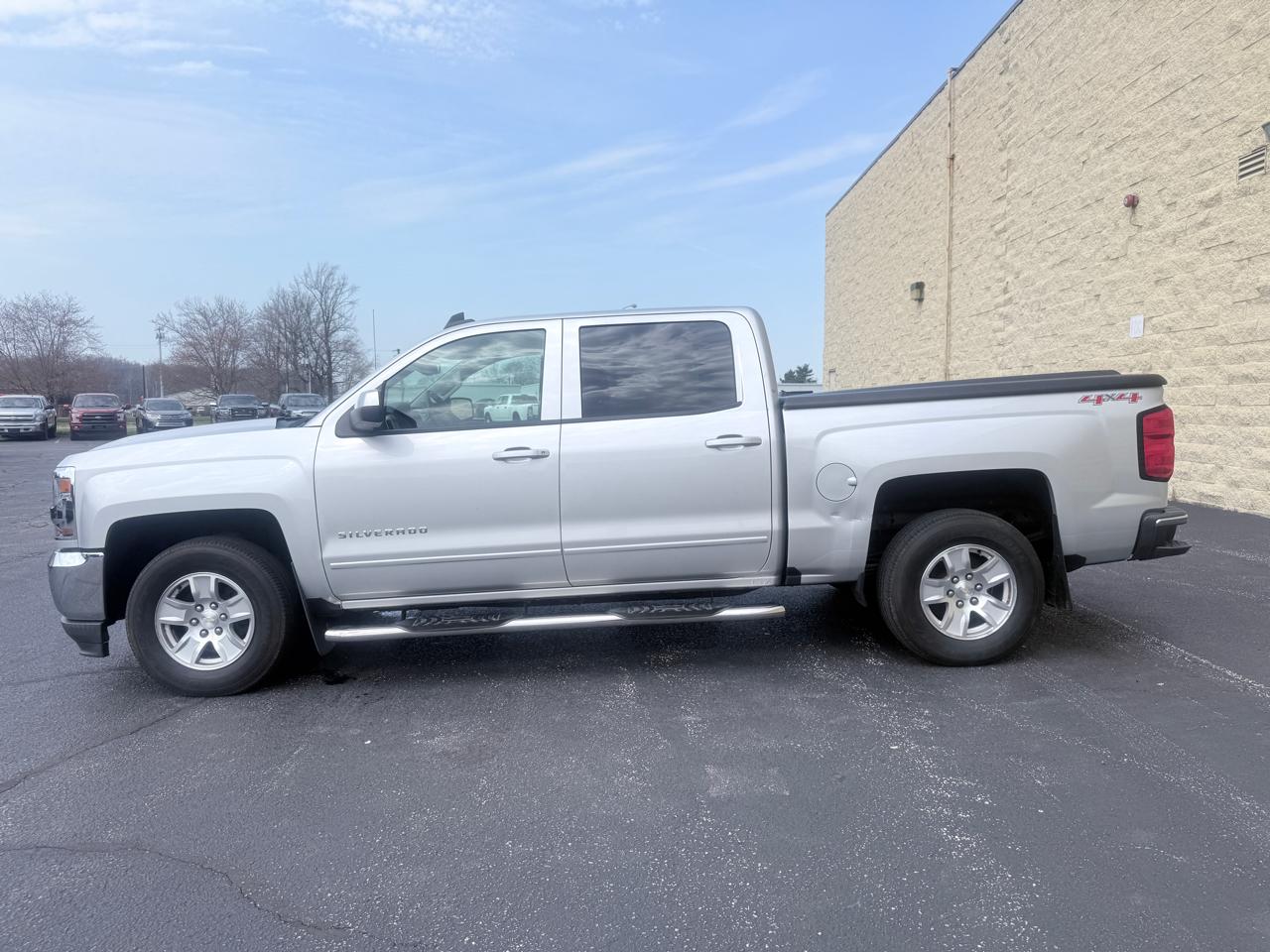 Chevrolet Silverado 1500 LT Crew Cab 4WD 2017