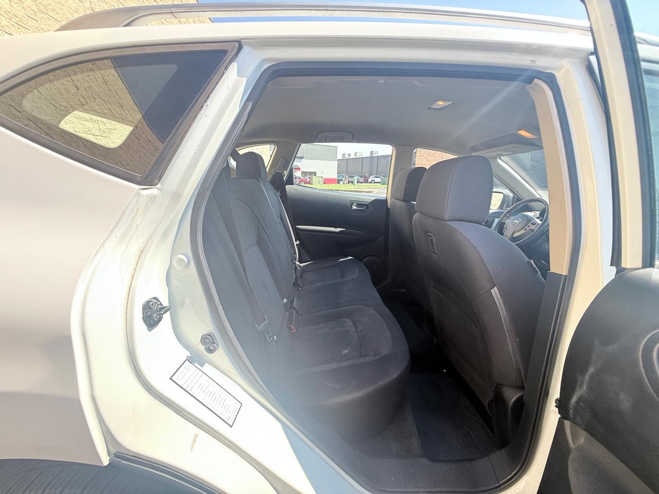 Nissan Rogue Select S 2WD 2014