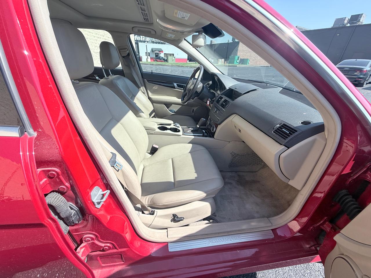 Mercedes-Benz C-Class C300 4MATIC Sport Sedan 2010