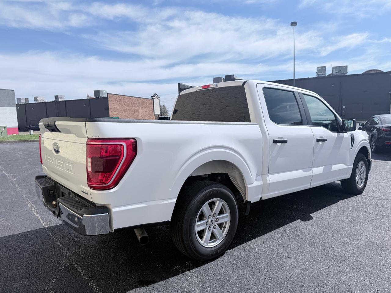 Ford F-150 Lariat SuperCrew 5.5-ft. Bed 2WD 2023