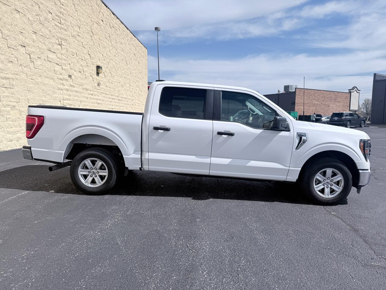 Ford F-150 Lariat SuperCrew 5.5-ft. Bed 2WD 2023