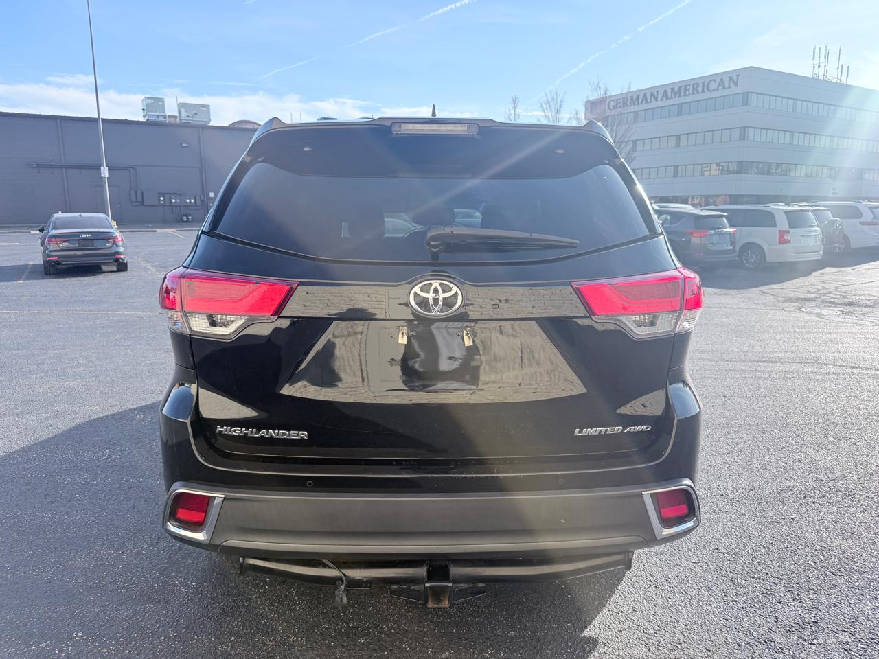 Toyota Highlander Limited AWD V6 2017
