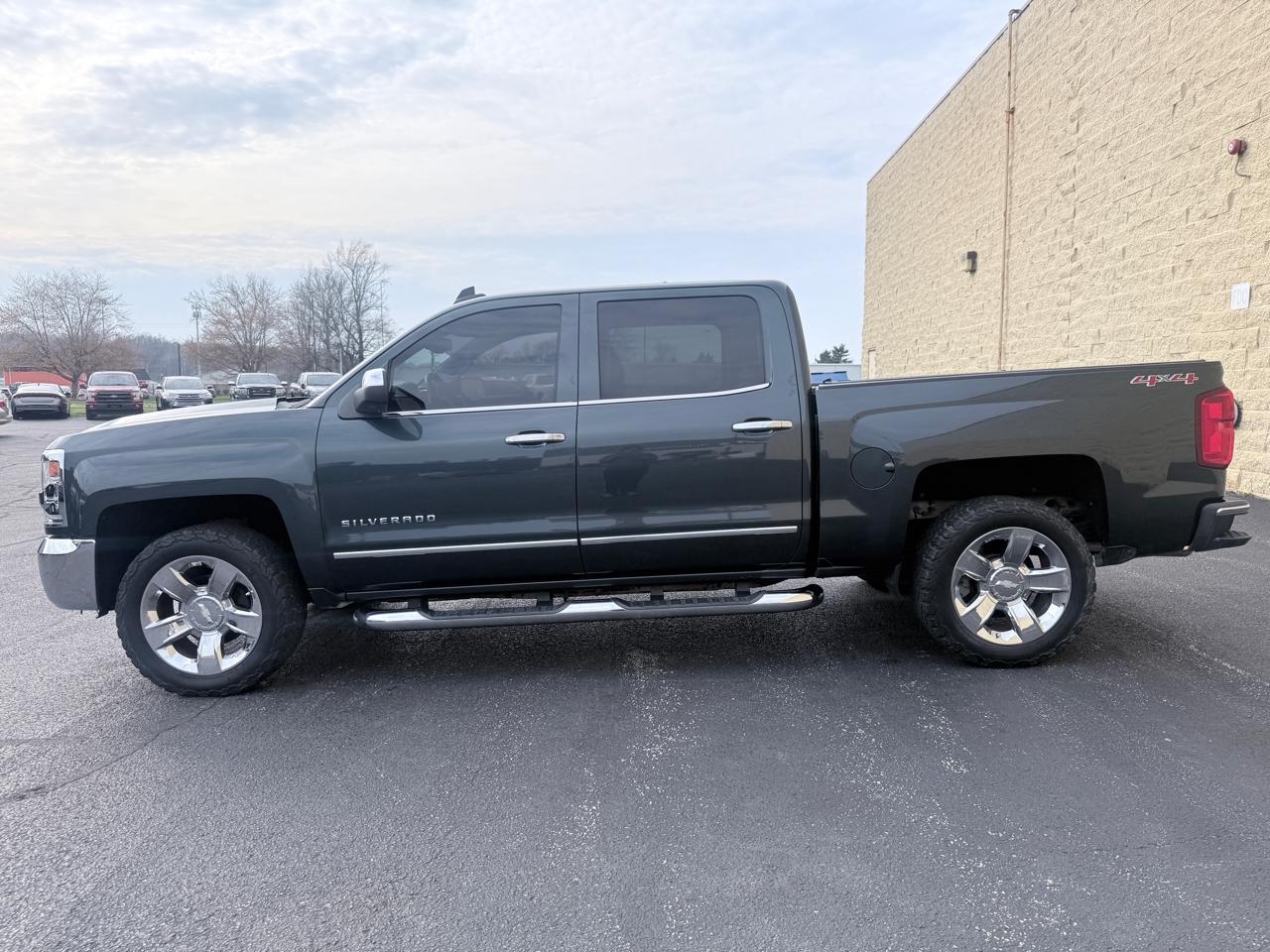 Chevrolet Silverado 1500 LTZ Crew Cab 4WD 2017