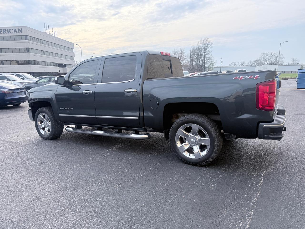 Chevrolet Silverado 1500 LTZ Crew Cab 4WD 2017