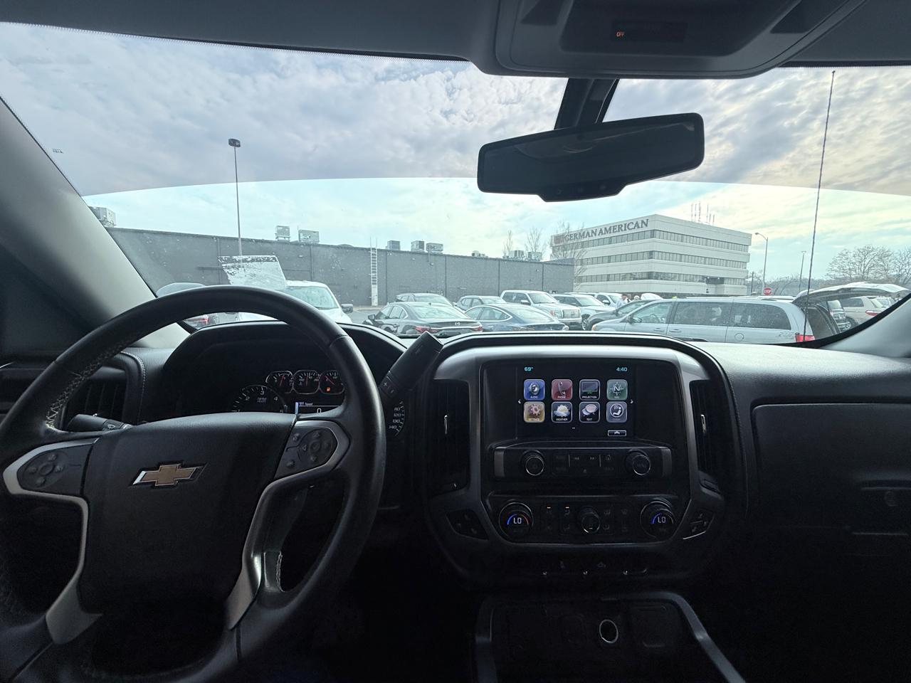 Chevrolet Silverado 1500 LTZ Crew Cab 4WD 2017