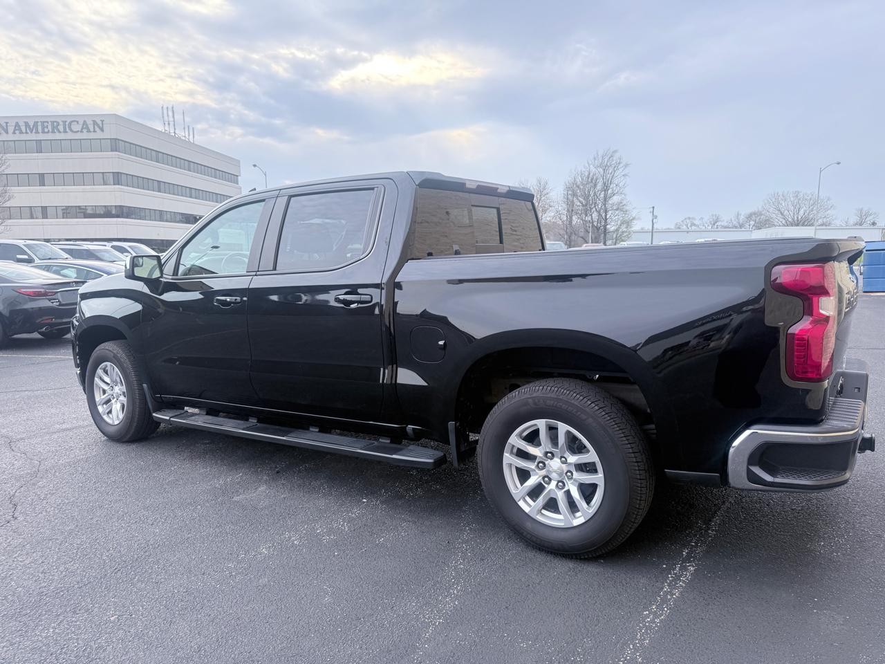 Chevrolet Silverado 1500 LT Crew Cab 4WD 2020
