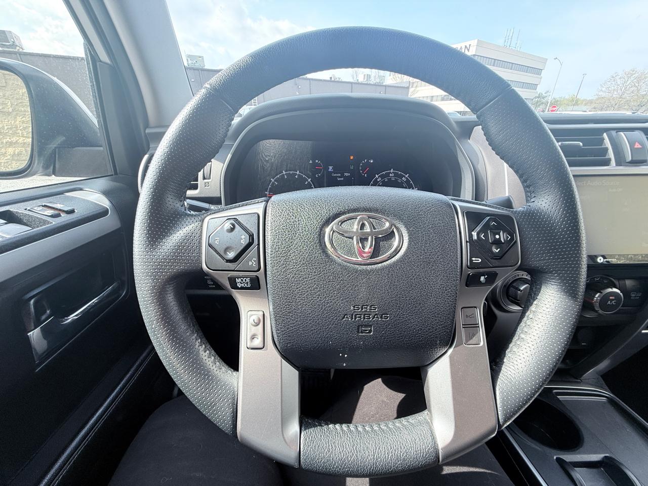 Toyota 4Runner SR5 2023