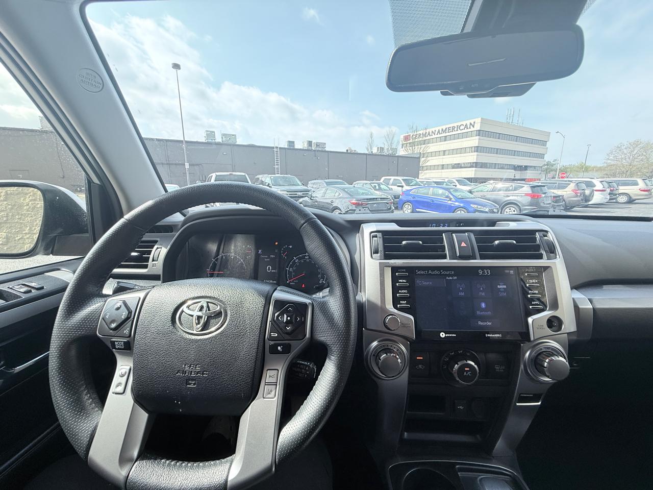 Toyota 4Runner SR5 2023