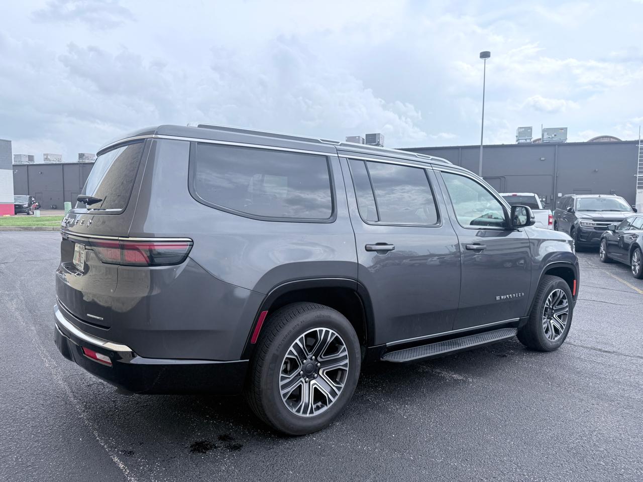 Jeep Wagoneer Series II 2024