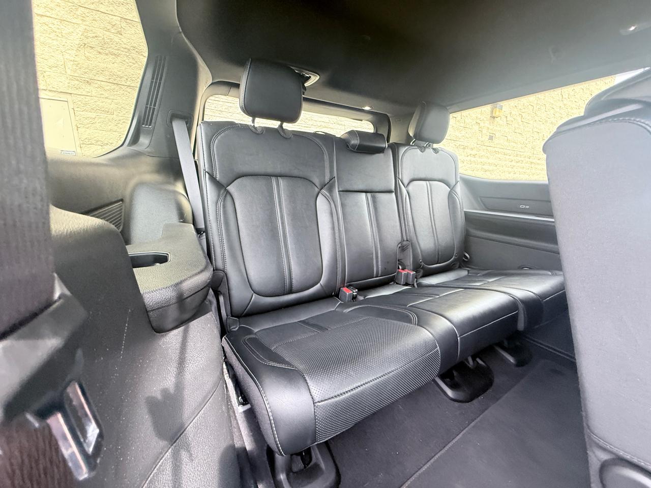 Jeep Wagoneer Series II 2024