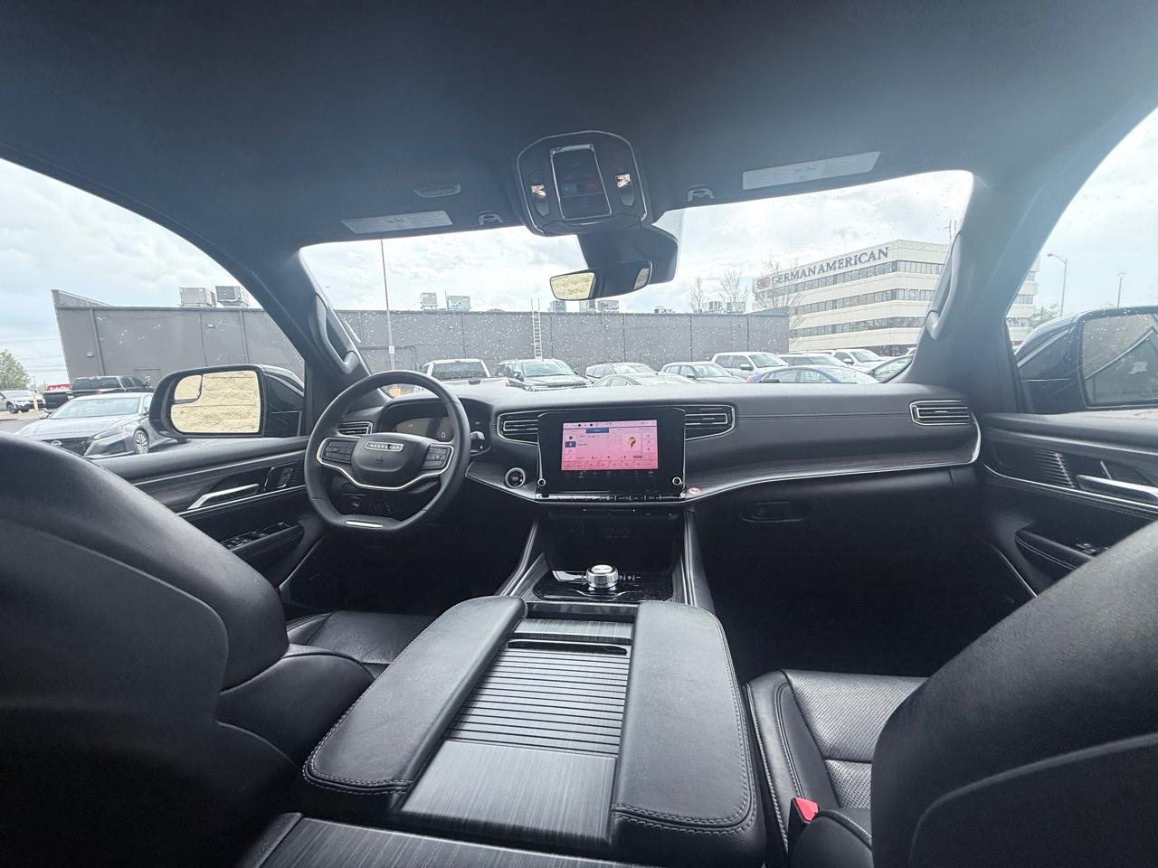 Jeep Wagoneer Series II 2024