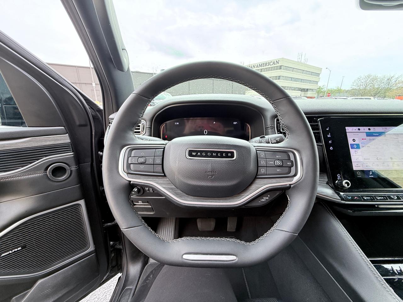 Jeep Wagoneer Series II 2024