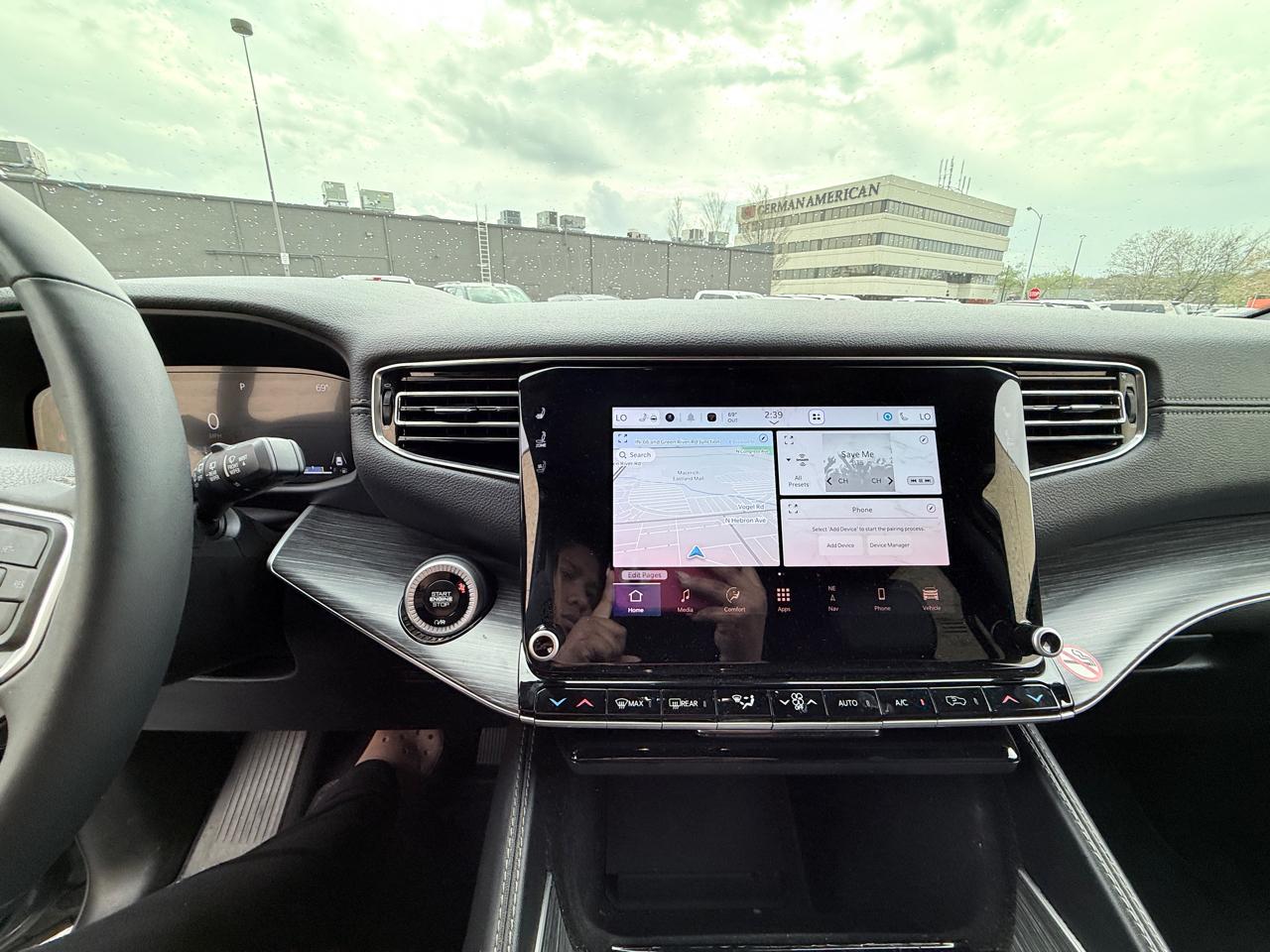 Jeep Wagoneer Series II 2024