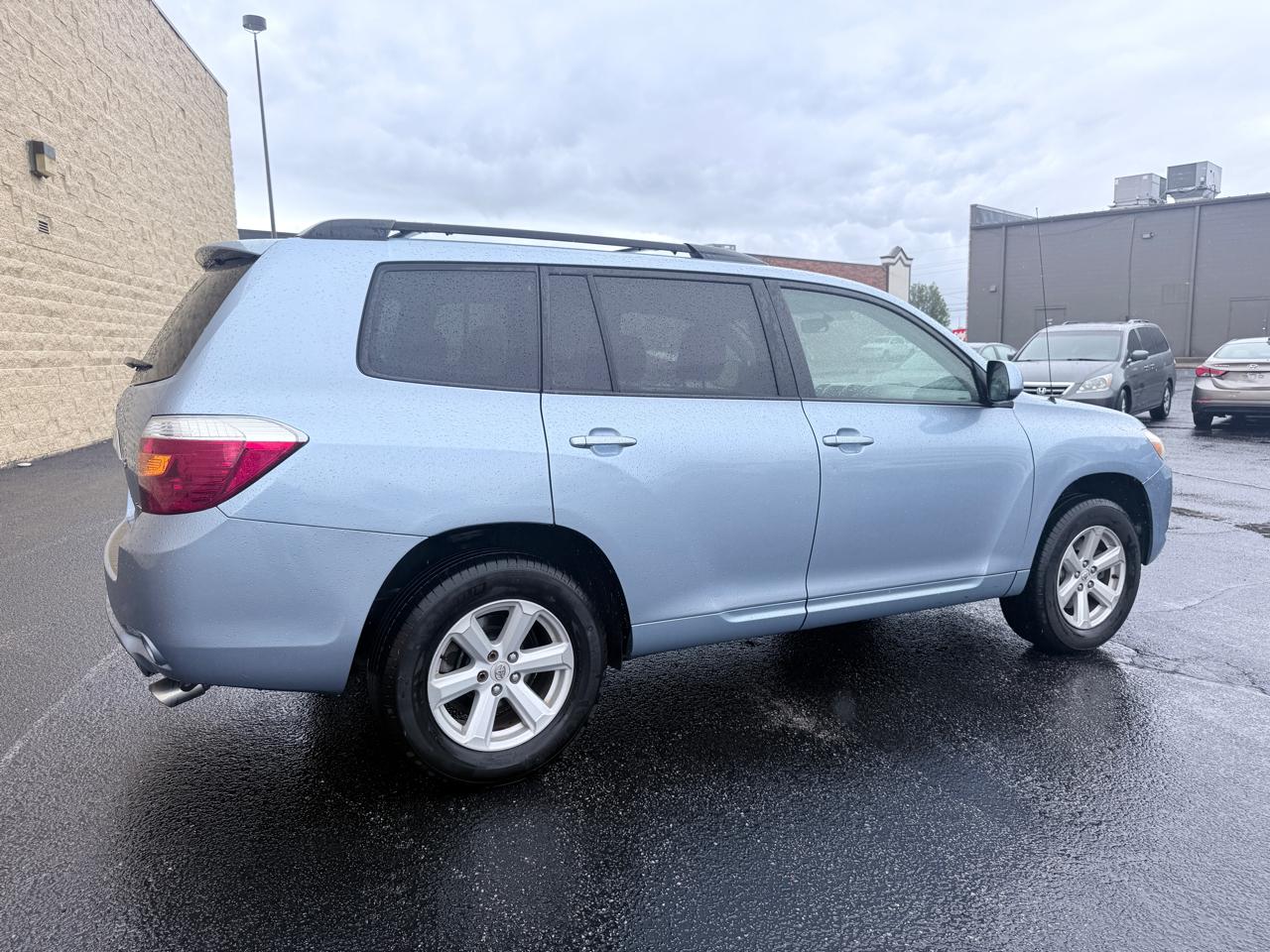 Toyota Highlander Base 4WD 2008