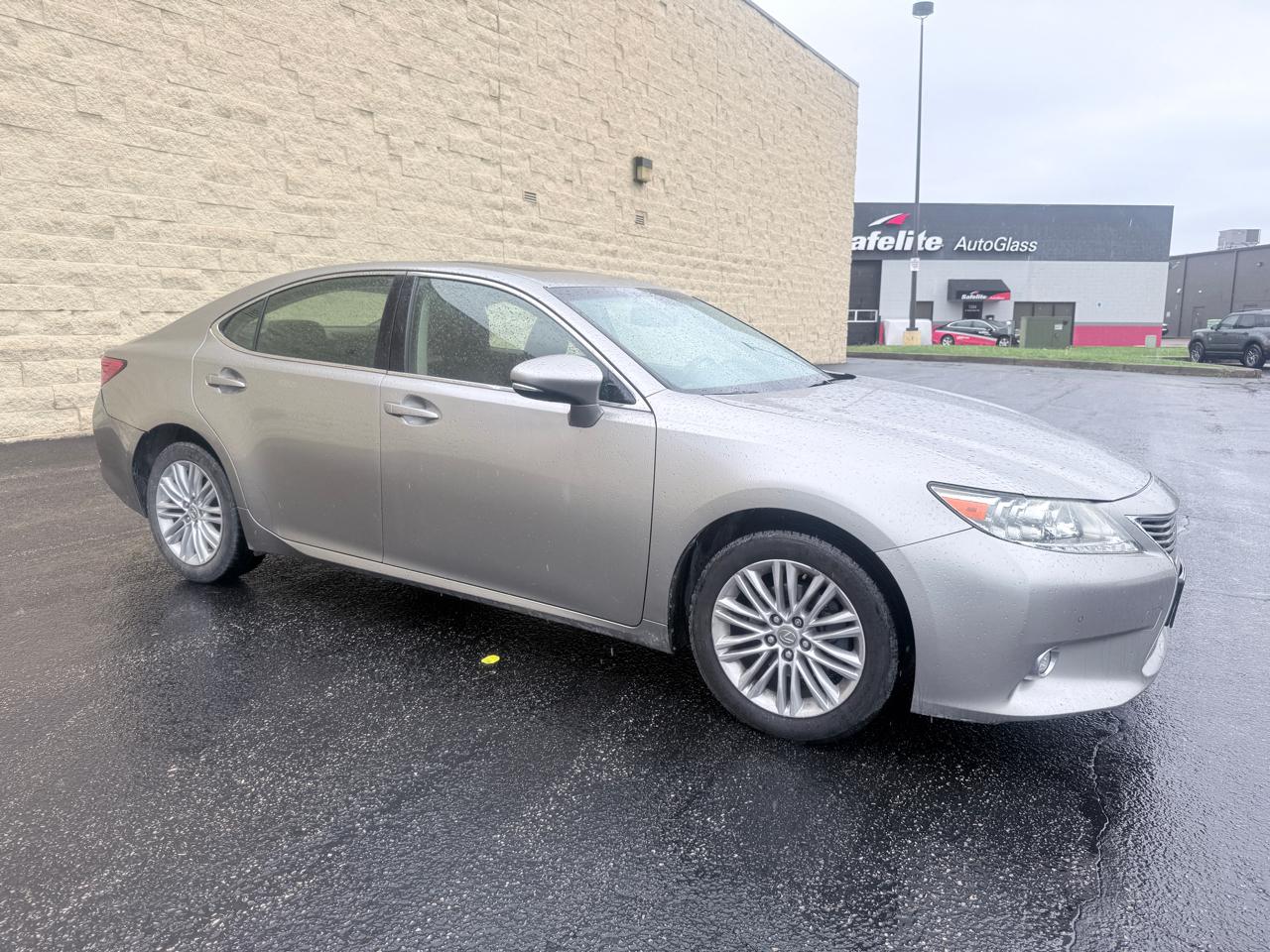 Lexus ES 350 Sedan 2015