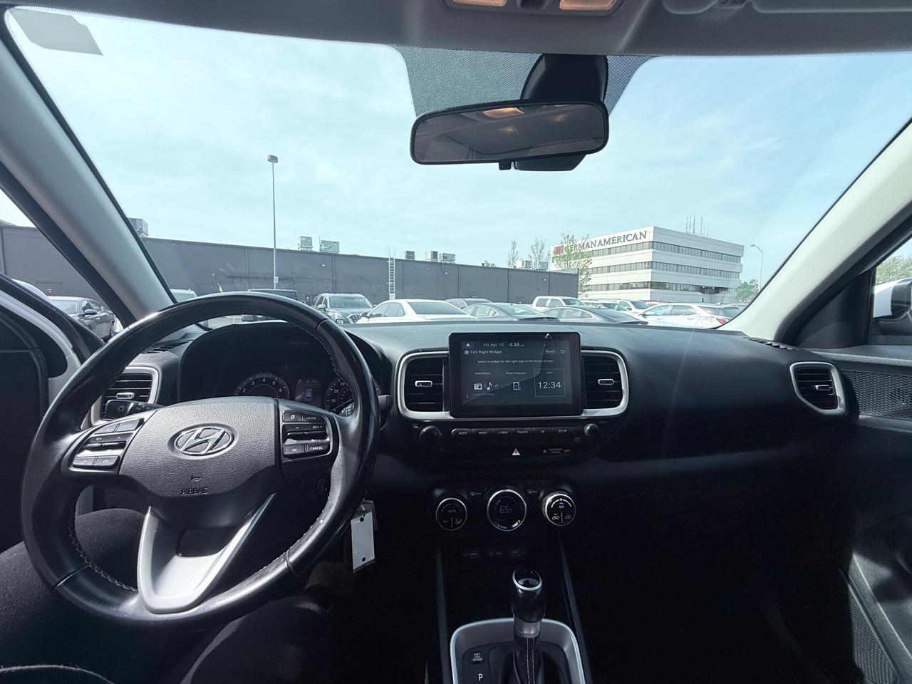 Hyundai Venue SEL 2022