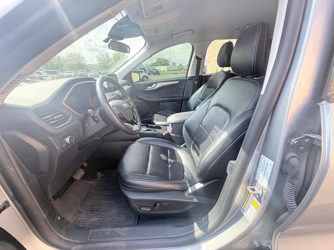 Ford Escape Hybrid SEL AWD 2022