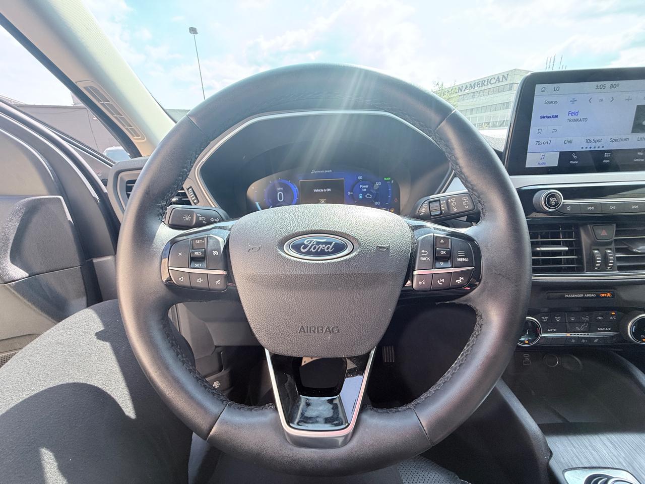 Ford Escape Hybrid SEL AWD 2022