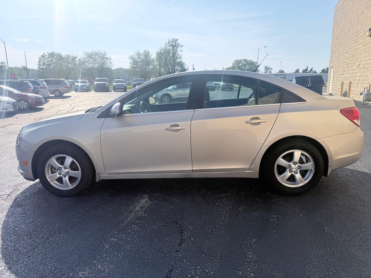 Chevrolet Cruze 1LT 2012