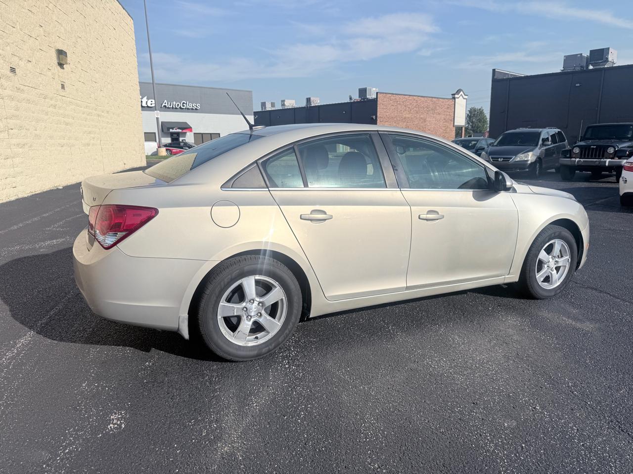 Chevrolet Cruze 1LT 2012