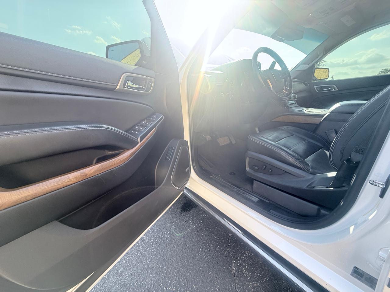 GMC Yukon Denali 4WD 2019