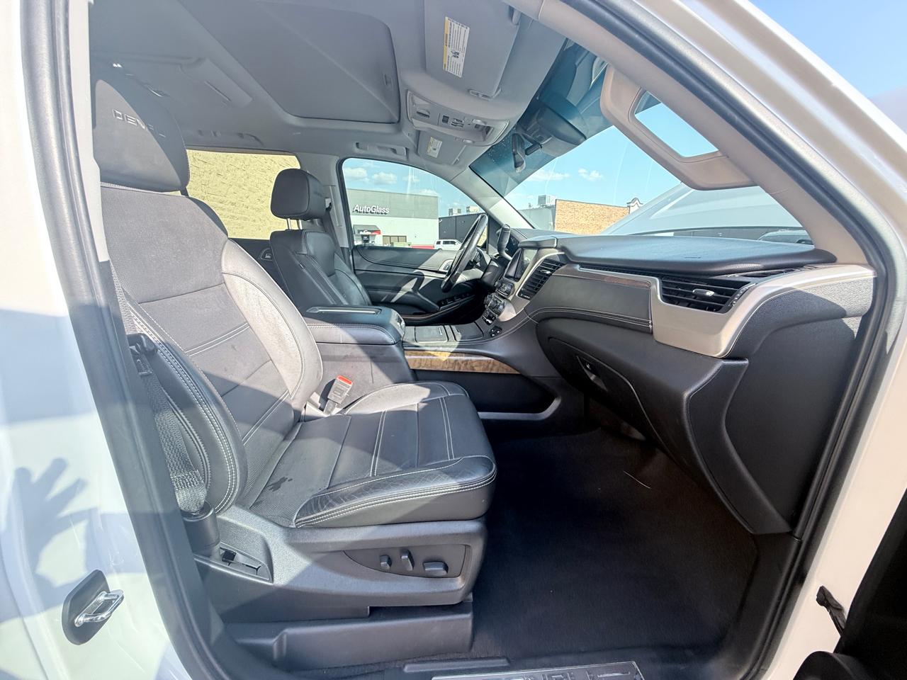 GMC Yukon Denali 4WD 2019