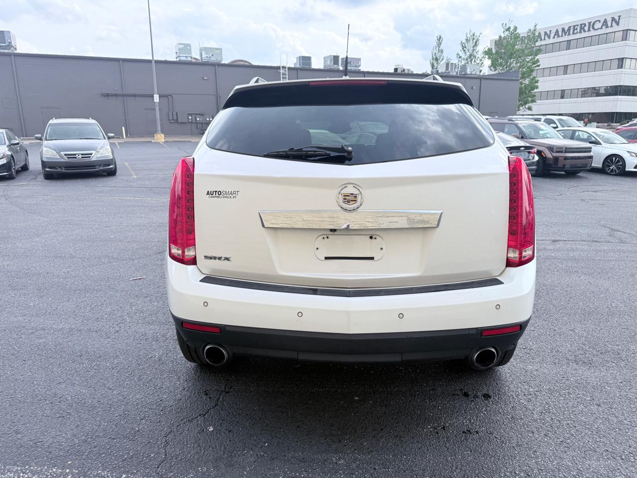 Cadillac SRX Premium Collection 2011