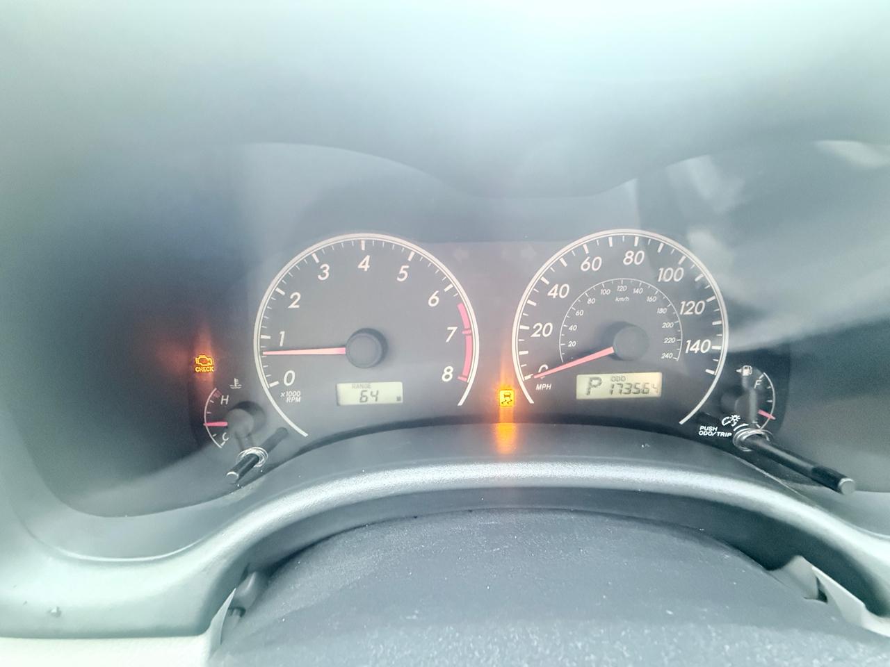 Toyota Corolla S 5-Speed MT 2011