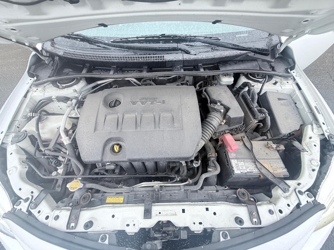 Toyota Corolla S 5-Speed MT 2011