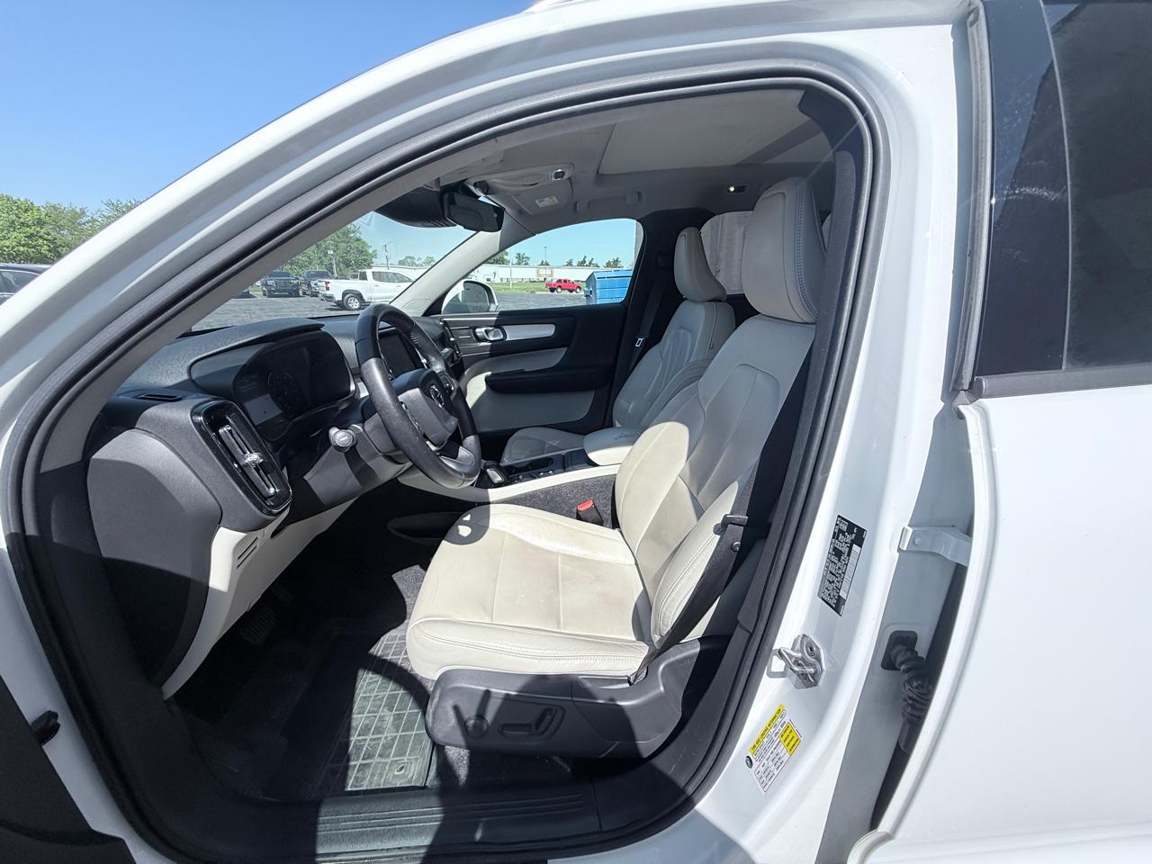 Volvo XC40 T4 Momentum 2019