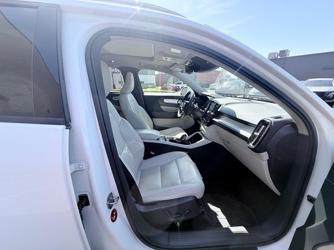 Volvo XC40 T4 Momentum 2019