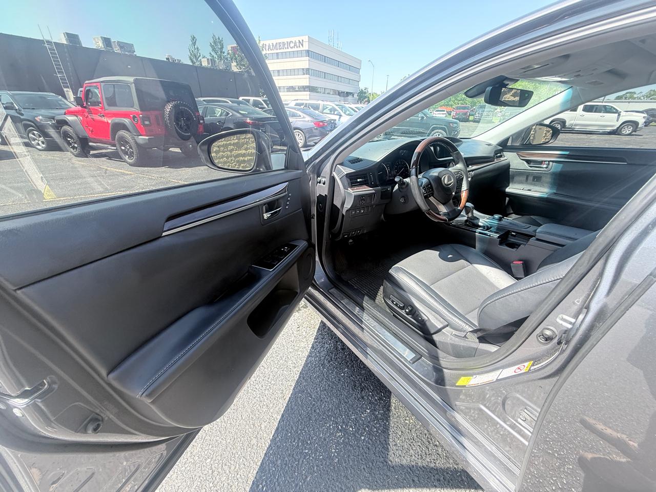 Lexus ES 350 Sedan 2018