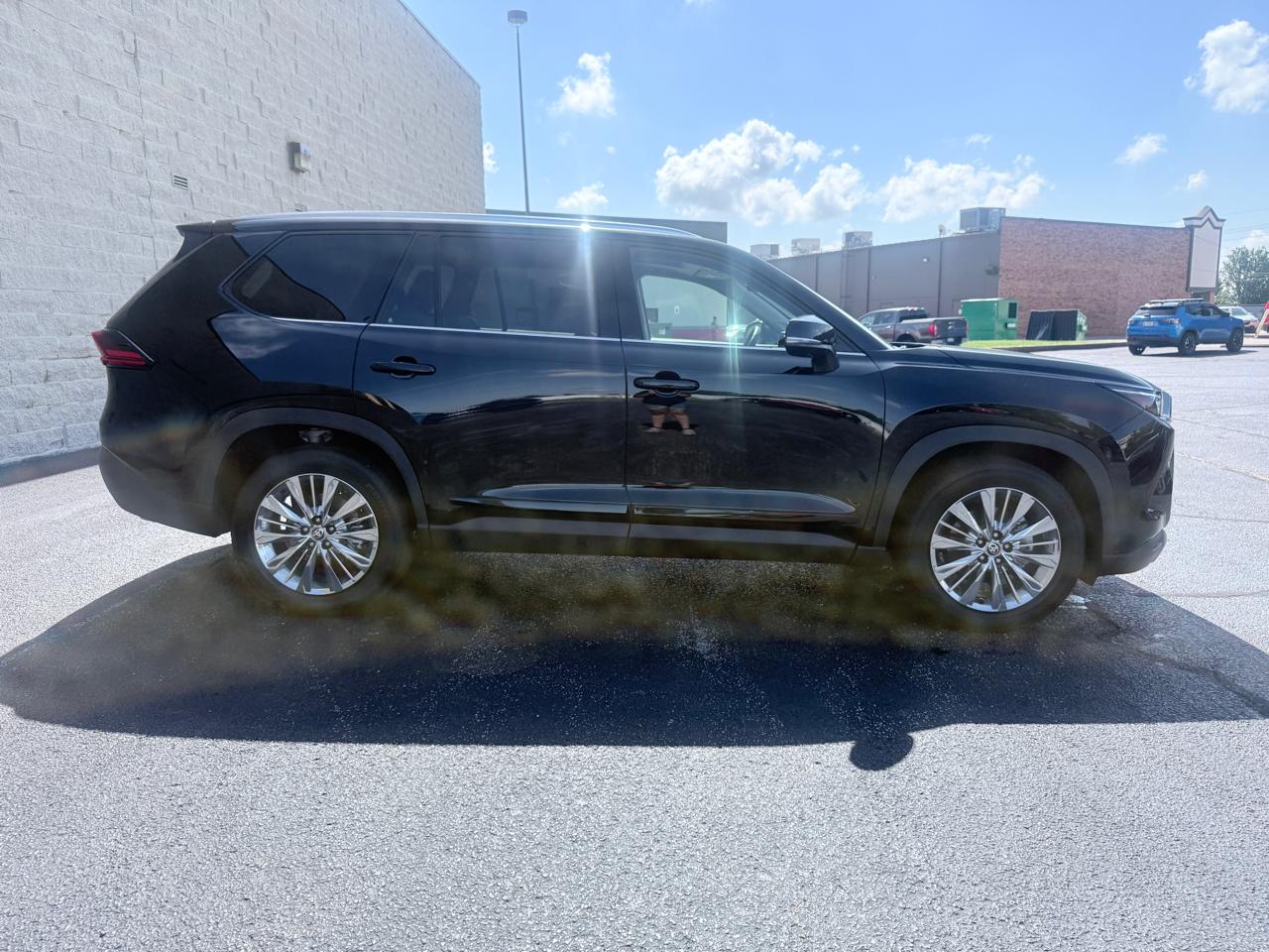 Toyota Grand Highlander XLE AWD 2025