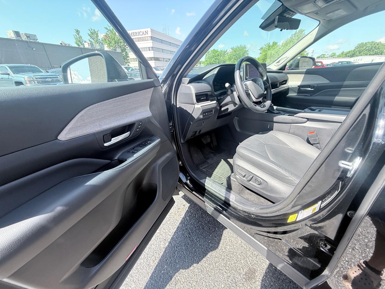 Toyota Grand Highlander XLE AWD 2025