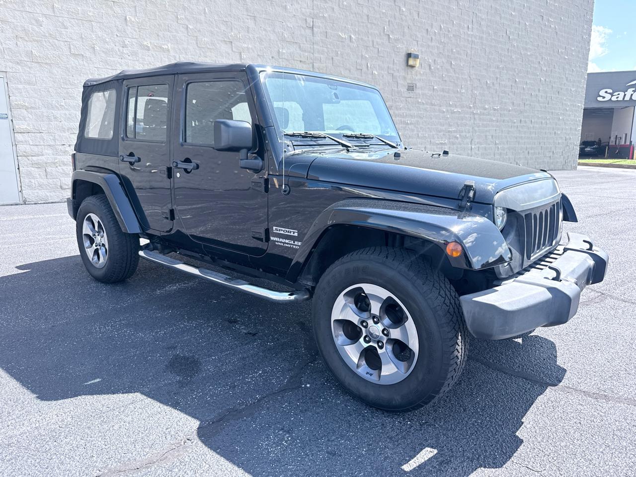 Jeep Wrangler Unlimited Sport 4WD 2015