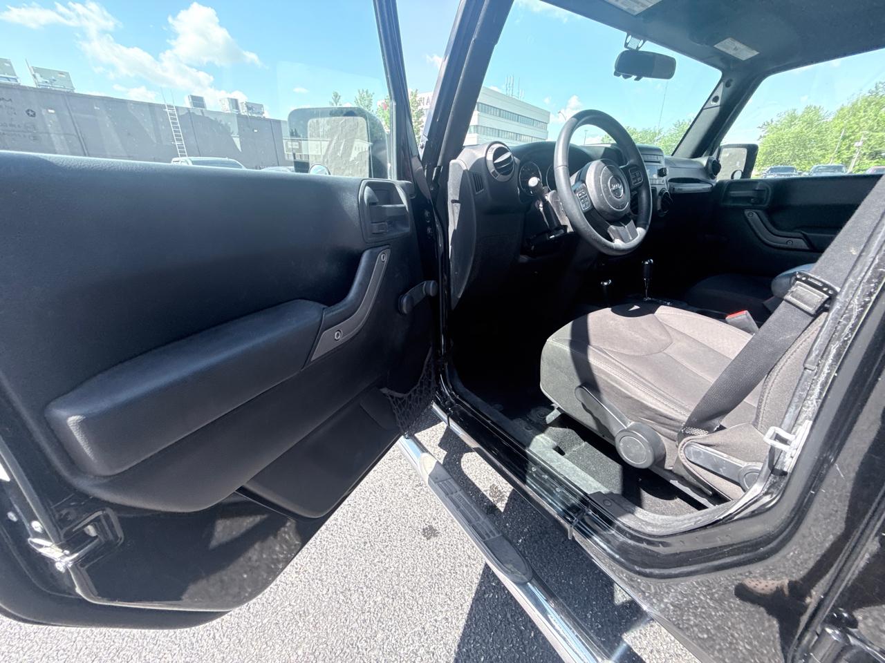 Jeep Wrangler Unlimited Sport 4WD 2015