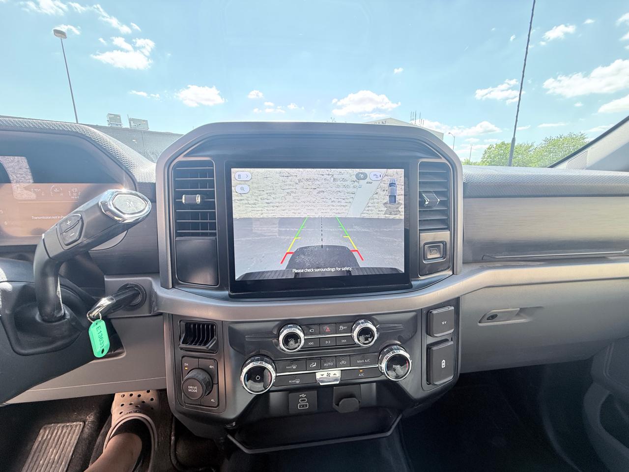 Ford F-150 XLT SuperCrew 4WD 2025