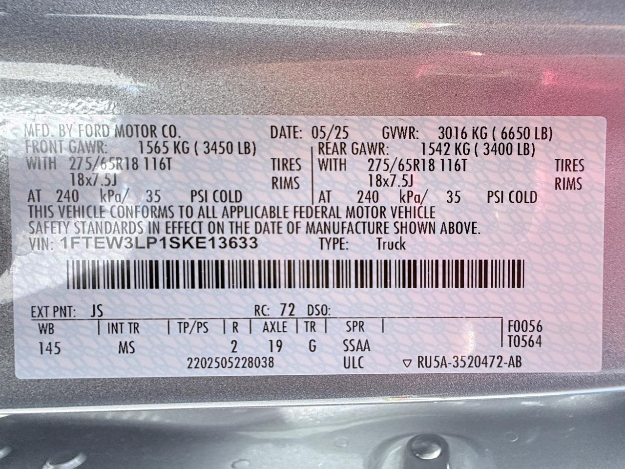 Ford F-150 XLT SuperCrew 4WD 2025