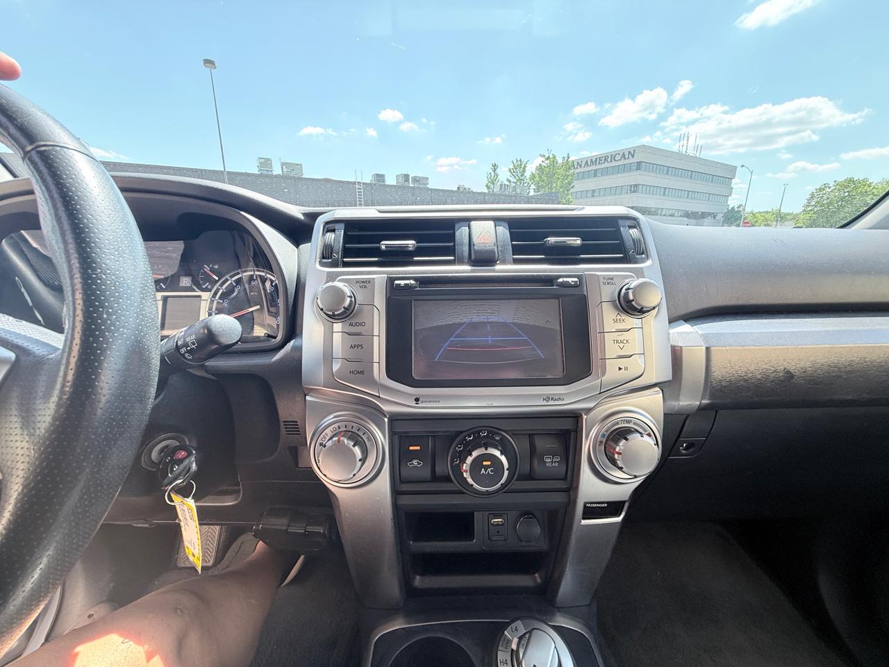 Toyota 4Runner SR5 4WD 2015