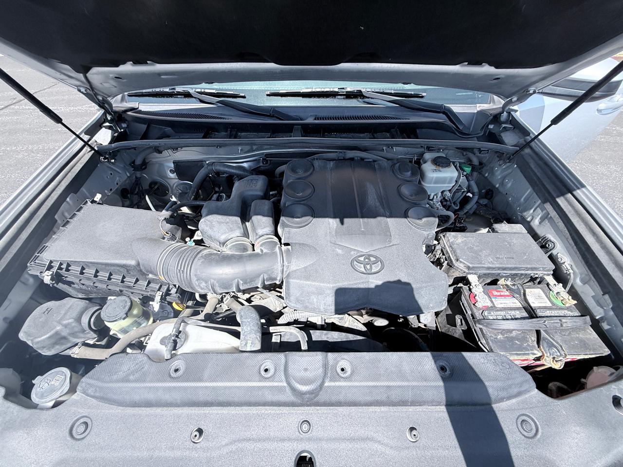 Toyota 4Runner SR5 4WD 2015