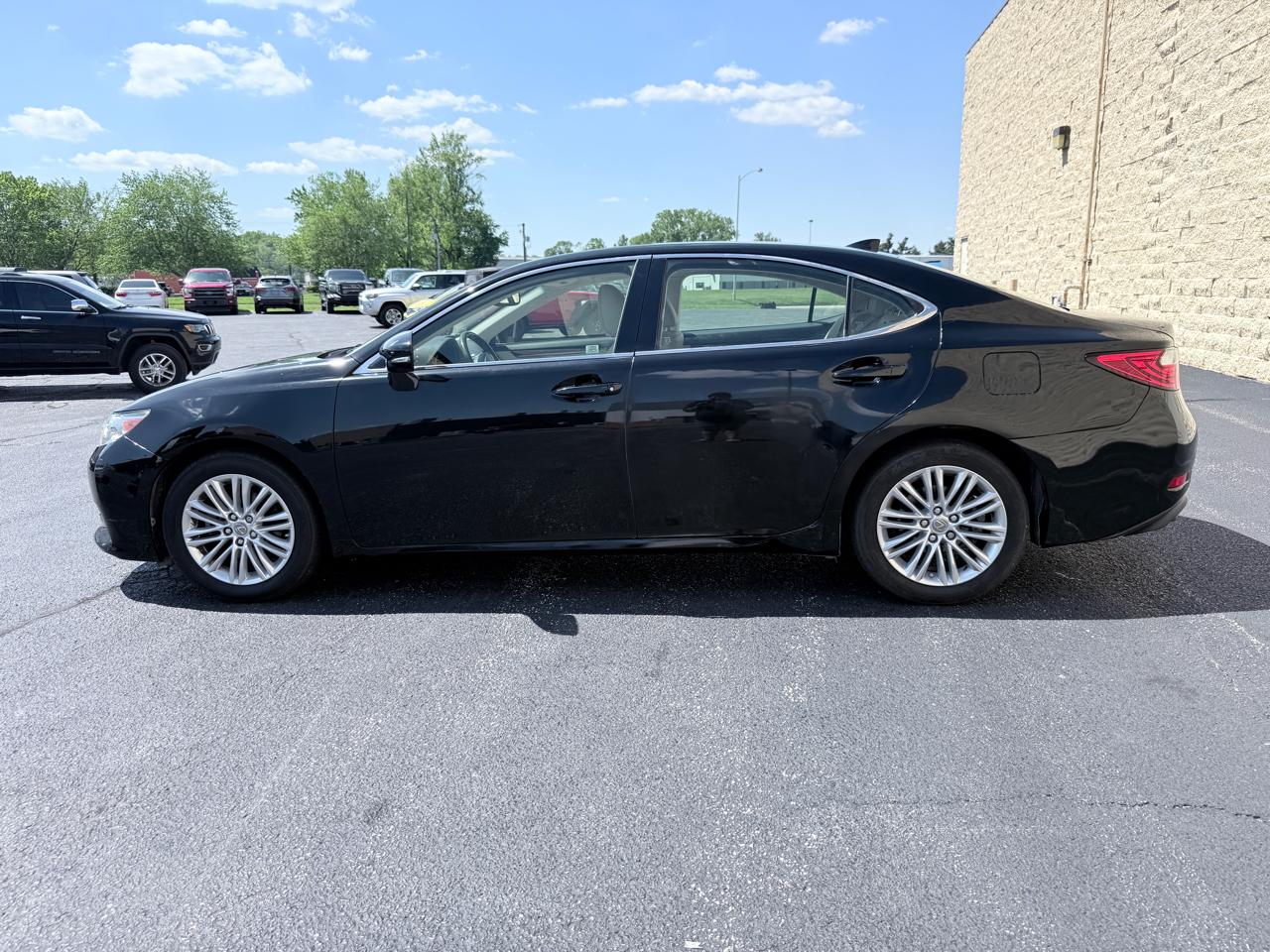 Lexus ES 350 Sedan 2015