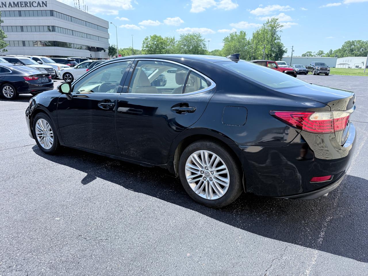 Lexus ES 350 Sedan 2015
