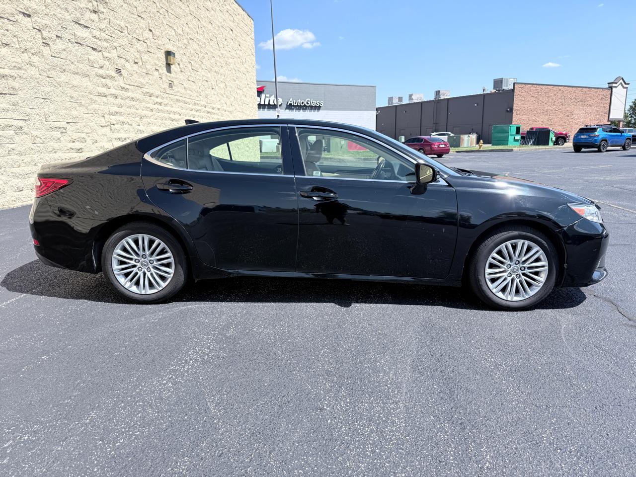 Lexus ES 350 Sedan 2015