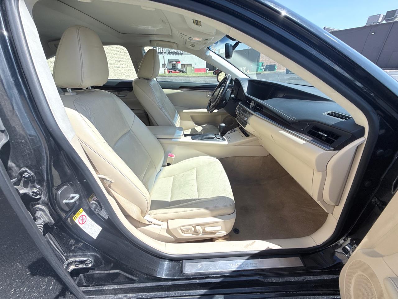 Lexus ES 350 Sedan 2015