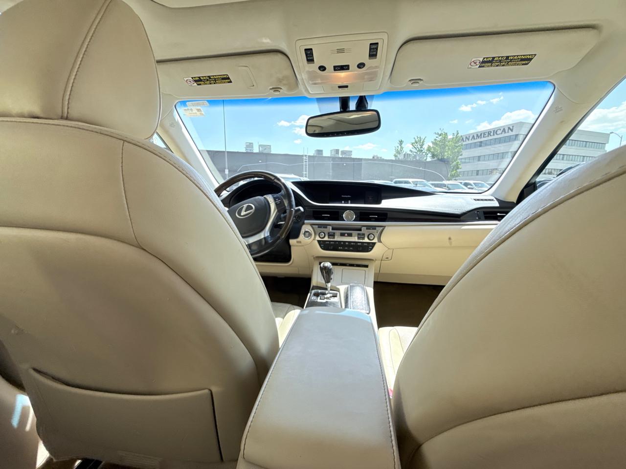 Lexus ES 350 Sedan 2015