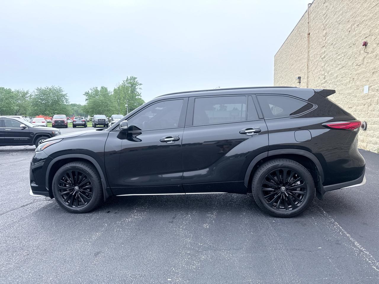 Toyota Highlander Others 2023